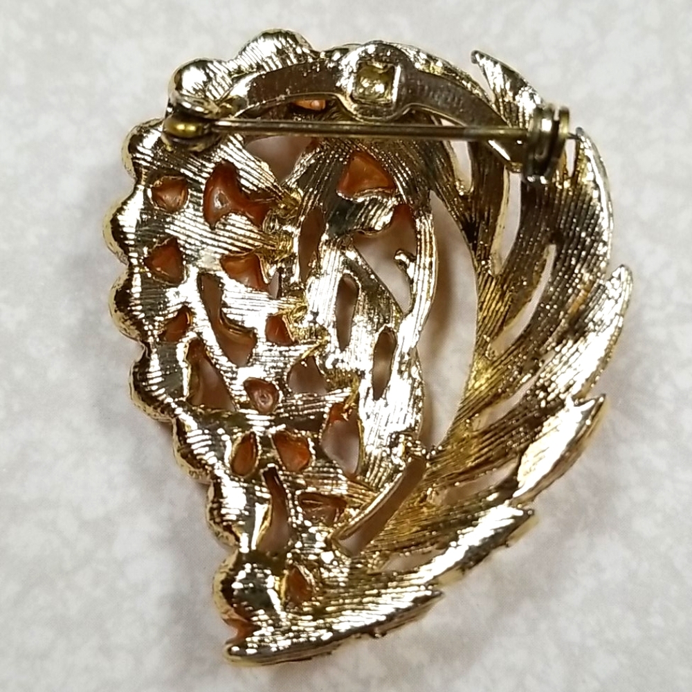 Vintage 1950s Mid Century Faux Pearl Goldtone Brooch Pin - Picture 6 of 13